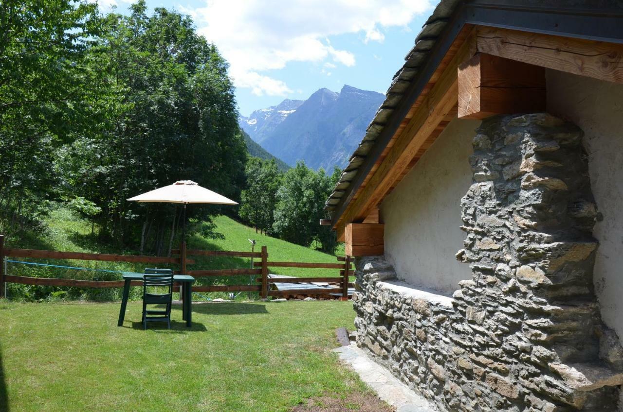 Holiday House With Garden And Enchanting View 维莱内乌韦 外观 照片